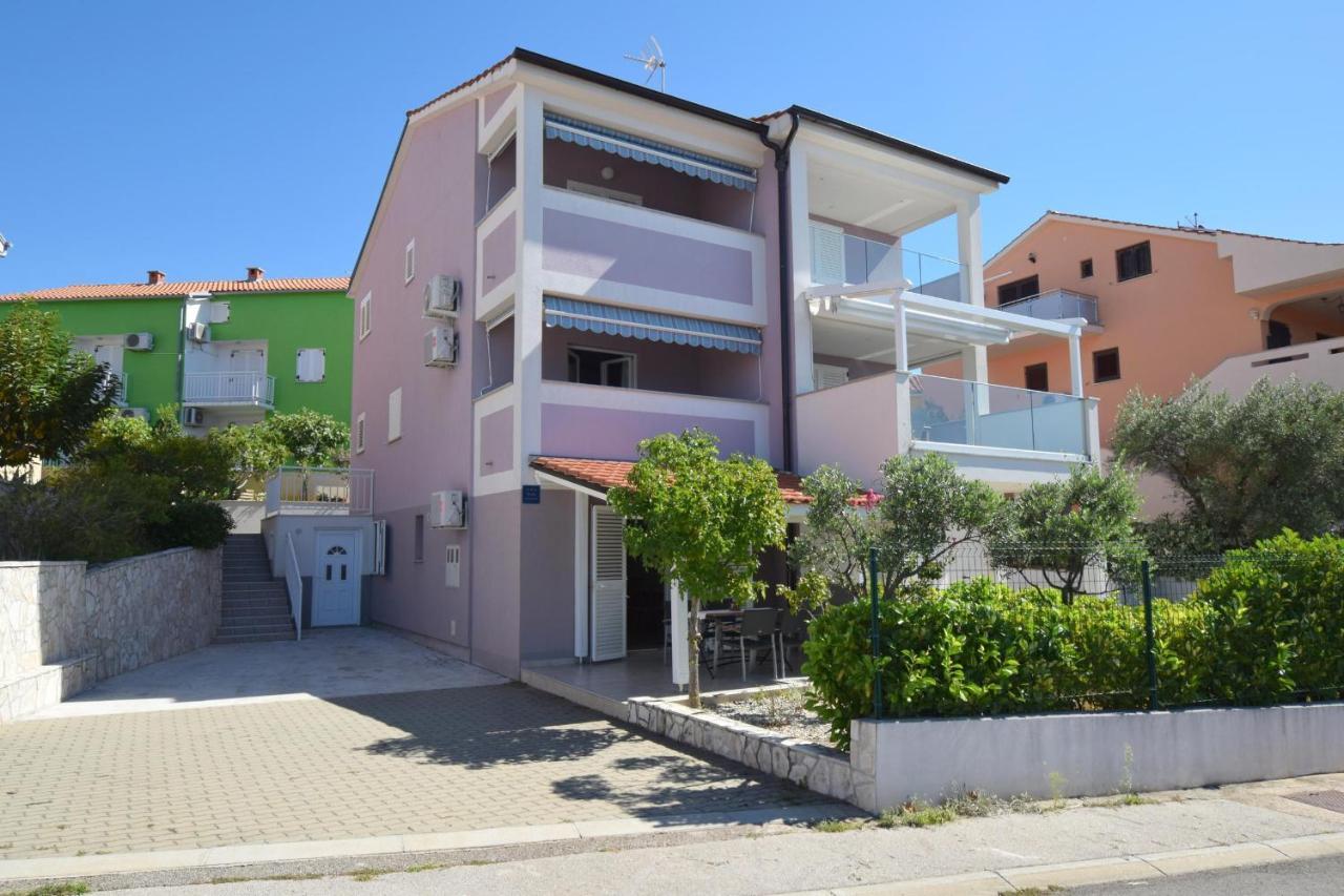 Apartments Marjolovic Njivice Esterno foto